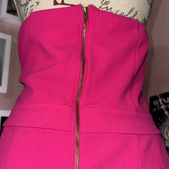 Hot pink express Romper with pockets - Picture 7 of 9